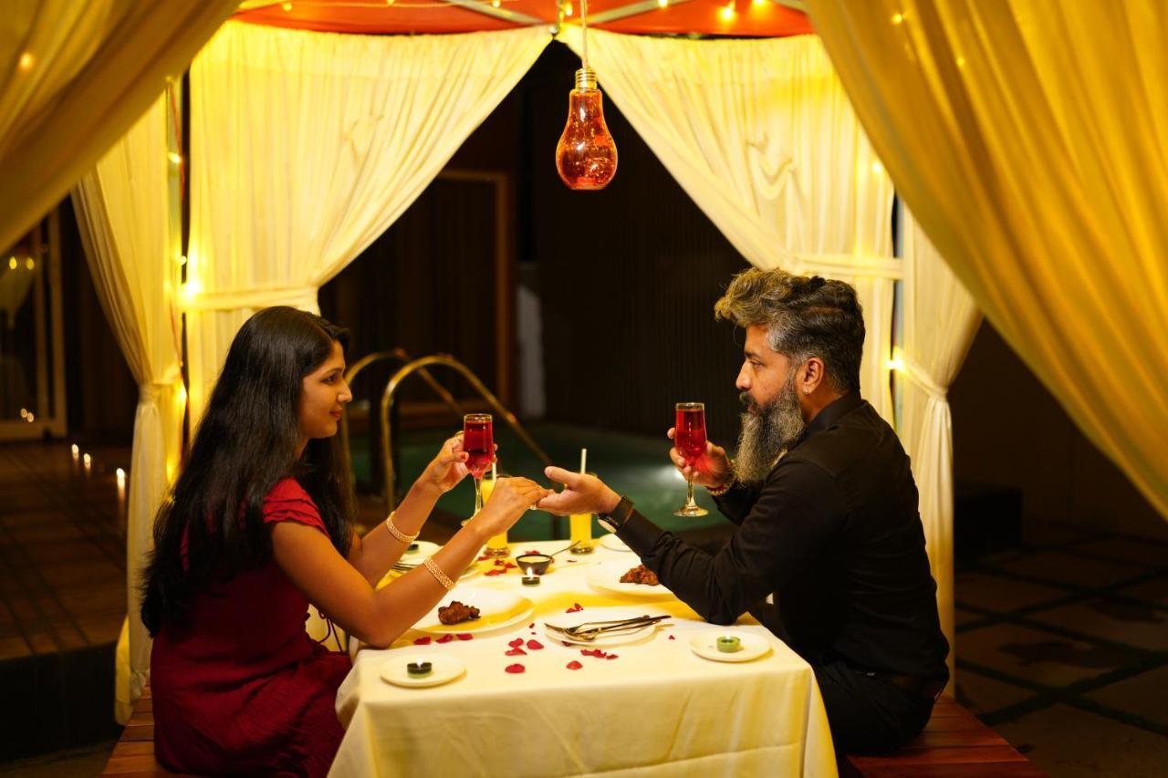 Mount Stratus Resort Vayalada Balussery 外观 照片