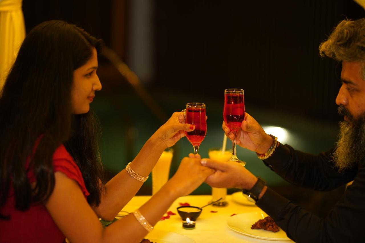 Mount Stratus Resort Vayalada Balussery 外观 照片