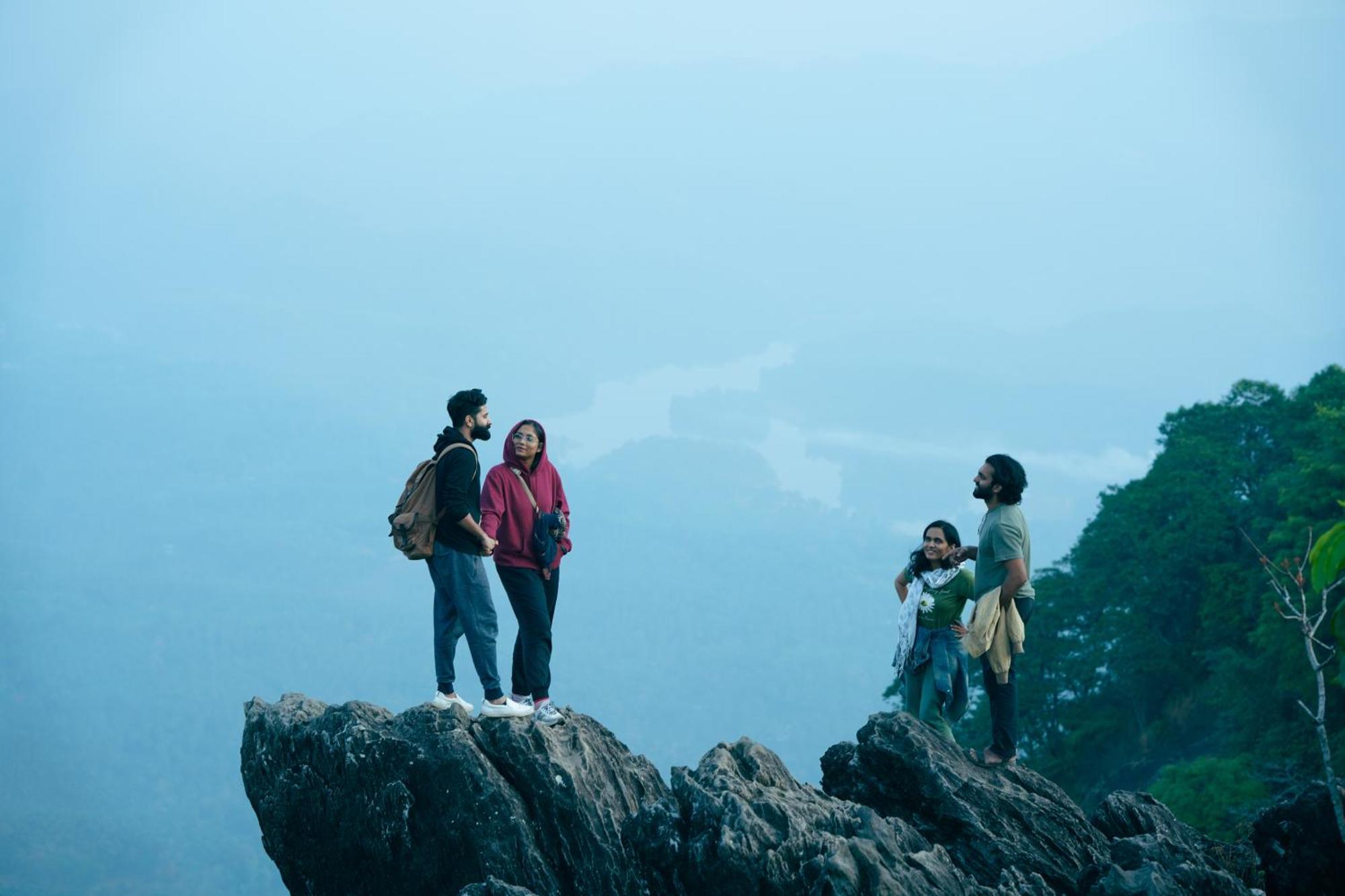 Mount Stratus Resort Vayalada Balussery 外观 照片