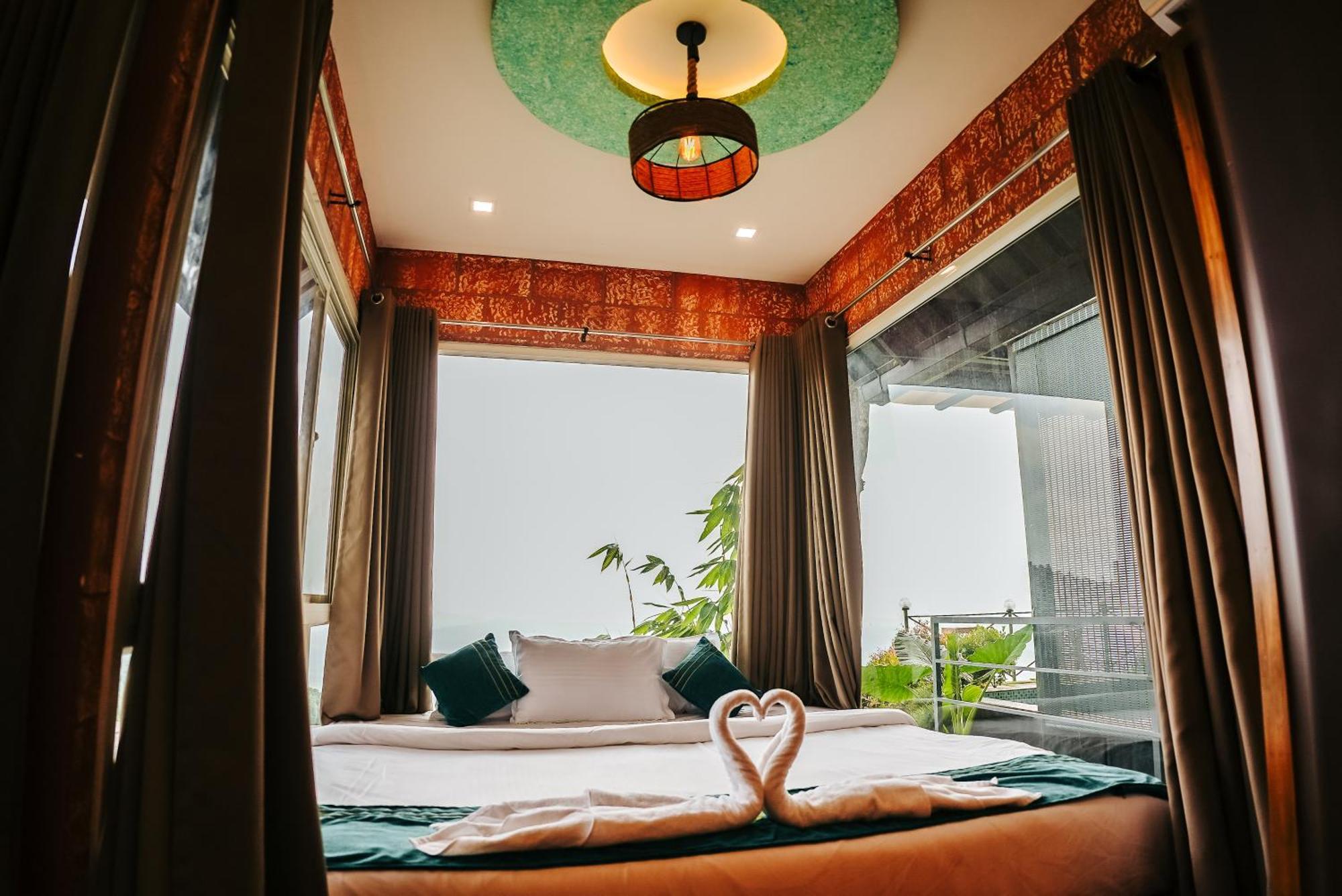 Mount Stratus Resort Vayalada Balussery 外观 照片